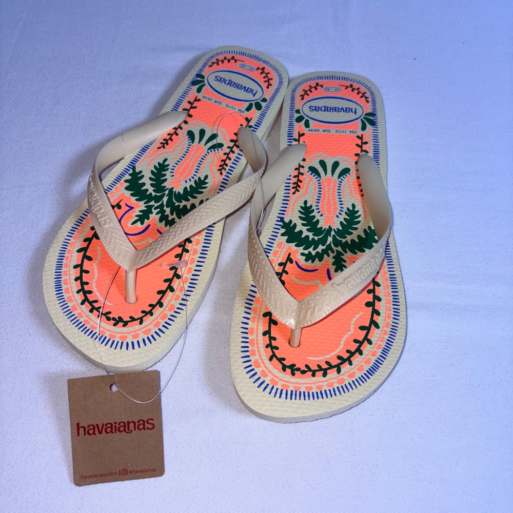 Havaianas farm rio Flip Flops Size 11 - 12 Orange New Tropical Palm Sandals